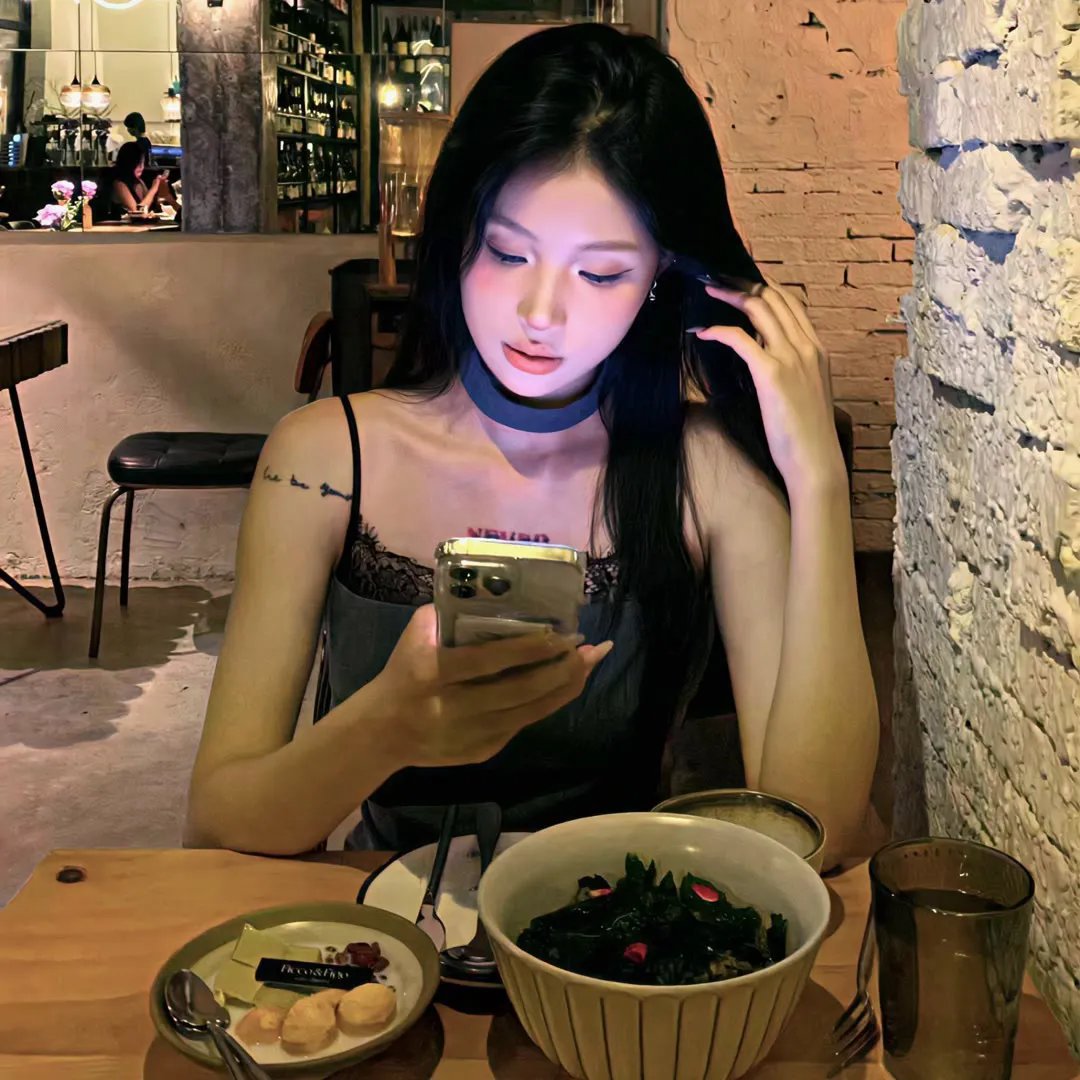 垃圾箱里的婴儿